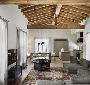 L tetti in legno: informazioni pratiche e consigli per te Tetto in legno interno